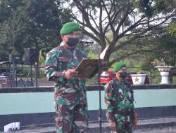 Kepala Staf Kodim/1405 Bacakan Amanat Kasad Pada Upacara Bendera 17an Di Lapangan Makodim 1405/Parepare