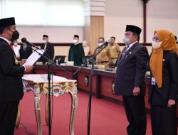 Gubernur Sulsel Lantik Dua Pejabat Eselon II