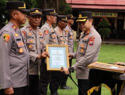 Kapolres Beri Penghargaan ke Polsek Kategori Keaktifan dalam Harkamtibmas dan Kebersihan Mako