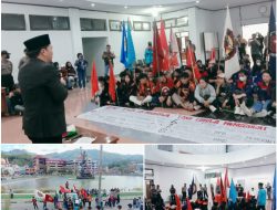 Sehari DPRD Tana Toraja Diseruduk Dua Gelombang Demo
