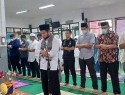 Tingkatkan IMTAQ, RSUD Kota Makassar Gelar Pengajian Bulanan dan Salat Azhar Berjamaah