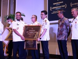 Pemkot Makassar Raih Penghargaan Daerah Penguatan Pelayanan Administrasi Kependudukan 