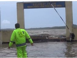 Polsek KPN Parepare di Genangi Air Laut