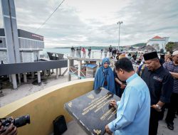 Gubernur Andi Sudirman Resmikan Masjid Thalhah Ubaidillah di Tanjung Bira