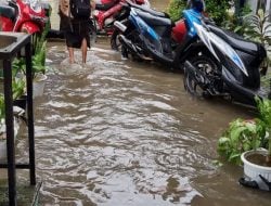Cuaca Ekstrem Belasan  SMP di Makassar Tergenang Air