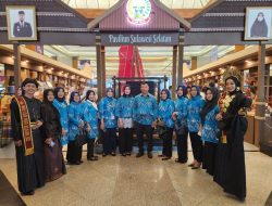 Mantap Batik Bunga Mawar Bulukumba di Pamerkan di Jakarta