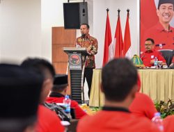Gubernur Andi Sudirman Sulaiman Beri Sambutan pada Rakor Tiga Pilar DPD PDIP