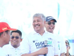 Bupati Irwan Hamid Lepas Ratusan Peserta Jalan Sehat