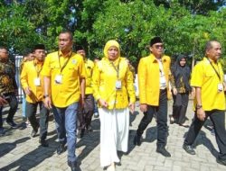 Ketua DPD II Golkar Maros Dampingi 35 Bacaleg Mendaftar di KPU