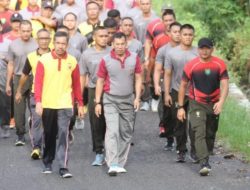 Perkuat Sinergitas dan Soliditas Antara TNI- Polri Melaksanakan Olahraga Bersama