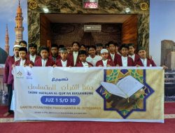 Santri Pesantren Pakkusianta Al Istiqamah Bulukumba Tazmi Bersambung di Kapal Munzalan Bontobahari