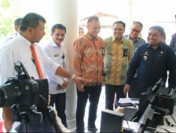 Andi Utta Luncurkan Loket Layanan Adminduk di Desa dan Kelurahan