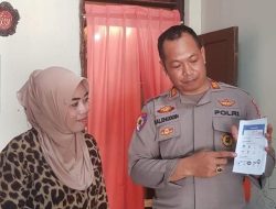 Kasiwas Polres Pinrang Sosialisasi Penggunaan Aplikasi Polri Super APP ke Masyarakat