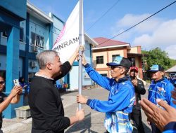 Bupati Pinrang Irwan Hamid Melepas kontingen PORSENI PGRI