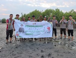 Polres Luwu Melaksanakan Penghijauan di Daerah Pesisir Pantai Ulo- Ulo