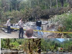 Kapolsek Bonggakaradeng Sambangi Rumah Kebakaran di Lembang Poton