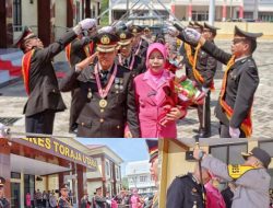 Pedang Pora Pelepasan Anggota Polri Toraja Utara Purna Bakti