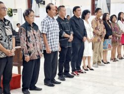 Berikan Motivasi Caleg Warga GPIB, Pdt Zeth Yunus Laritmas Pimpin Doa Bersama di Gereja Immanuel Makassar