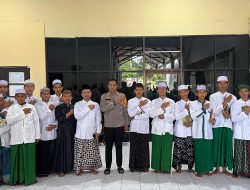 Kapolres Parepare Gelar Jumat Curhat dan Doa Bersama Santri, Sukseskan Pemilu yang Aman