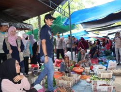 Jelang Idulfitri, Sekda Pimpin Operasi di Pasar Sentral Pinrang