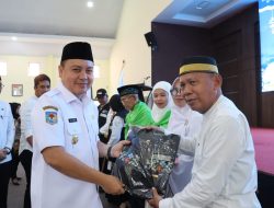 Pj Bupati Wajo Andi Bataralifu Melepas 475 Jemaah Calon Haji  di Ruang Pola