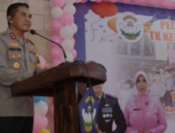 Kapolres Lepas Anak Didik TK Kemala Berkarakter Bhayangkara Beriman, Berbudi dan Berilmu.