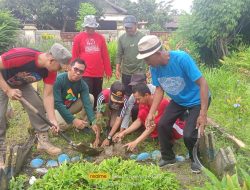 Kolaborasi Pemdes, Pemerintah Kecamatan TomTim Aksi Bersih Lingkungan