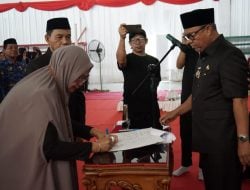 Budiman serahkan Keputusan Perjanjian Kerja dan Ambil Sumpah Janji PPPK 