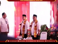 Calon Bupati dan Wakil Bupati, Andi Rosman – dr Baso Rahmanuddin Makkaraka Daftar di KPU Wajo