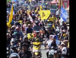 Pata-Dhevy Mendaftar Cabup-Cawabup di KPU Luwu.Sepanjang Poros Jalan Jadi Lautan Manusia