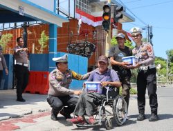 Jelang HUT Lantas, Polres Bulukumba Bagi Sembako Sampai Donor Darah