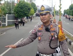 Sat Lantas Polres Parepare Rutin Lakukan Pengawasan Penempatan Material Bangunan di Badan Jalan, Begini Tujuannya