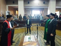 Pengambilan Sumpah/Janji Wakil Ketua DPRD Kabupaten Jeneponto