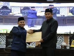 Jayadi Nas Sampaikan Jawabannya Atas Pemandangan Umum Fraksi DPRD Terhadap Ranperda APBD 2025