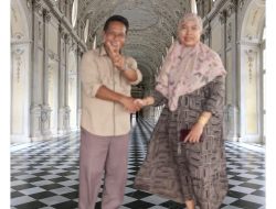 Dukungan Terus Mengalir Menjelang Hari Pencoblosan, Hasnah Direktur Andika Mart Dukung Irwan-Sudirman