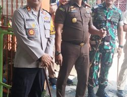 Kajari Pinrang, Agung Bagus Kade Kusimantara Pantau Pelaksanaan Pemungutan Suara di TPS