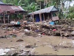Lima Rumah Rusak Akibat Tanggul Wage Kabupaten Wajo Jebol