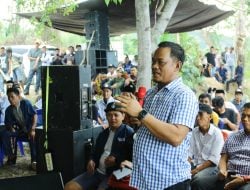 Warga Babang Menyambut Bupati Luwu Terpilih Pata-Dhevy di Acara Syukuran