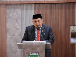 Ketua KPU Pinrang Bacakan SK Penetapan Bupati dan Wakil Bupati Terpilih di Sidang Paripurna DPRD