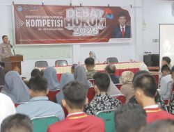 Kapolres Parepare Beri Kuliah Umum UU ITE di Kampus IAS