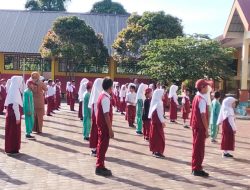 SDN 656 Lauwa Tarapkan Tepuk Tujuh Kebiasaan Anak Indonesia Hebat