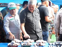 Bupati Pinrang Irwan Hamid Melakukan Operasi Pasar Sentral di Bulan Ramadan
