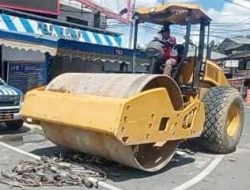 Satlantas Polres Toraja Utara Musnahkan Knalpot Brong Digilas Alat Berat Vibro