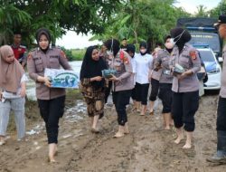 Polres Luwu Hadir untuk Negeri : Bakti Sosial dan Trauma Healing bagi Korban Banjir Suli