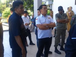 Pemuda Paleleng Bersatu Gelar Aksi Demo Tuntut Infrastruktur Jalan dan Jembatan ke Bupati Pinrang