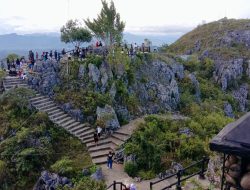 Liburan Idulfitri Obwis Religi Burake Terbanyak Dikunjungi Wisatawan