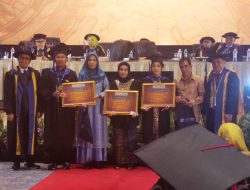 Bertema Kartun Animasi ‘One Piece’ ITB Nobel Indonesia Mewisuda 306 Sarjana