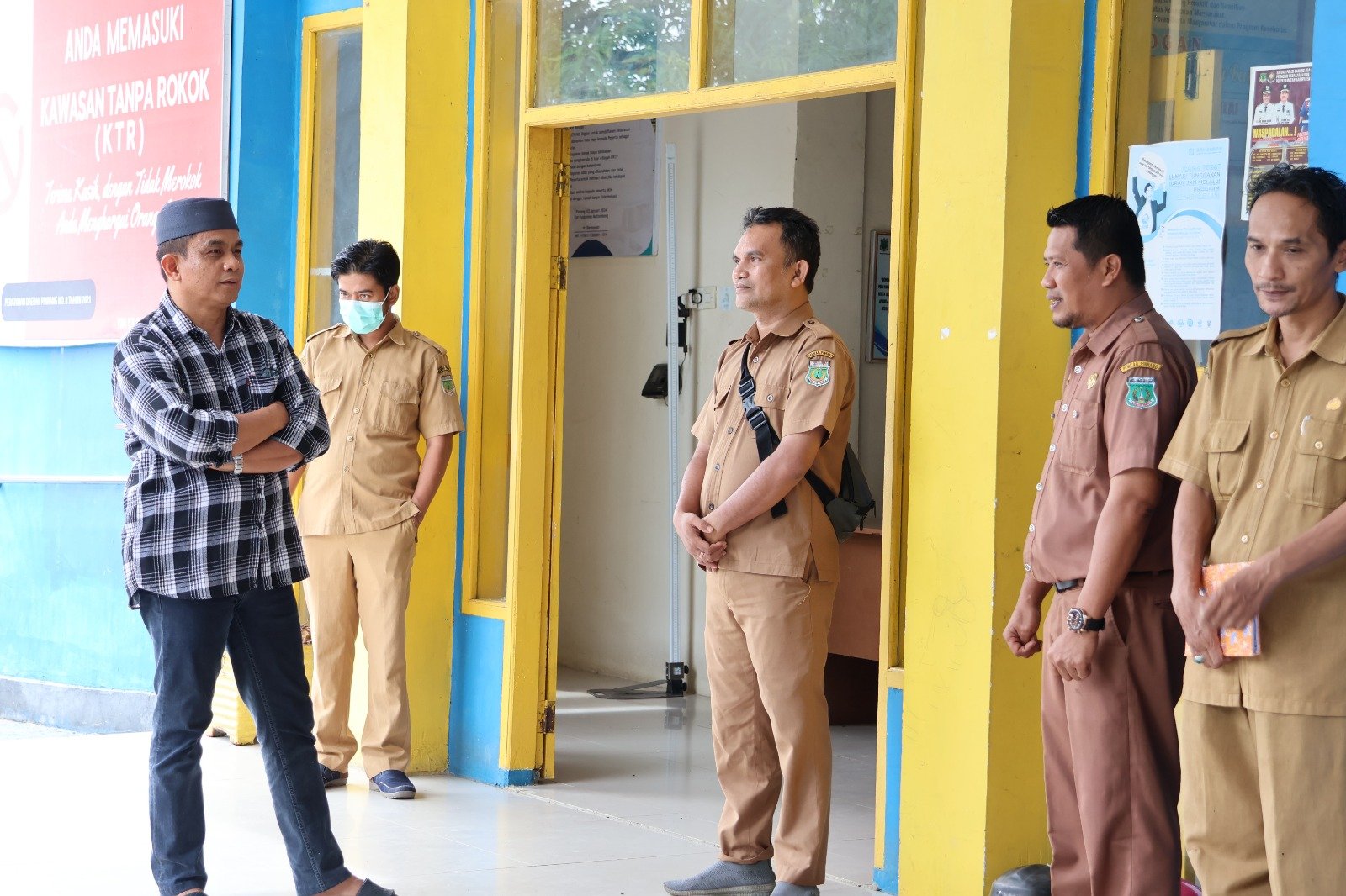 Wabup Pinrang Sudirman Bungi Sidak Puskesmas Mattombong Tanpa Atribut Dinas
