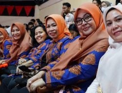 Hj.A.Sri Widiyati Irwan Ikuti Ajang Seni Toraja Ma’gellu Angkat Kearifan Lokal di Rantepao