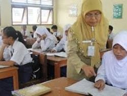 Siap siap Guru ASN dan PPPK di Sulsel Diredistribusi ke Sekolah Swasta.Ini Kriterianya